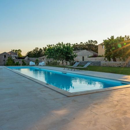 Baglio Cella - Appartamenti Per Vacanze Modica Exterior photo